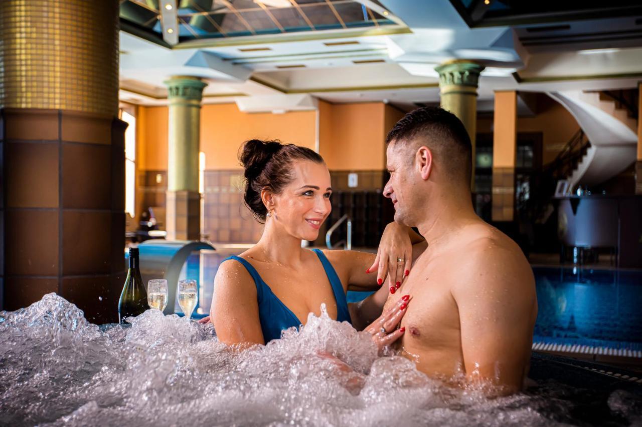 Grand Hotel Praha タトランスカ・ ロムニツァ エクステリア 写真